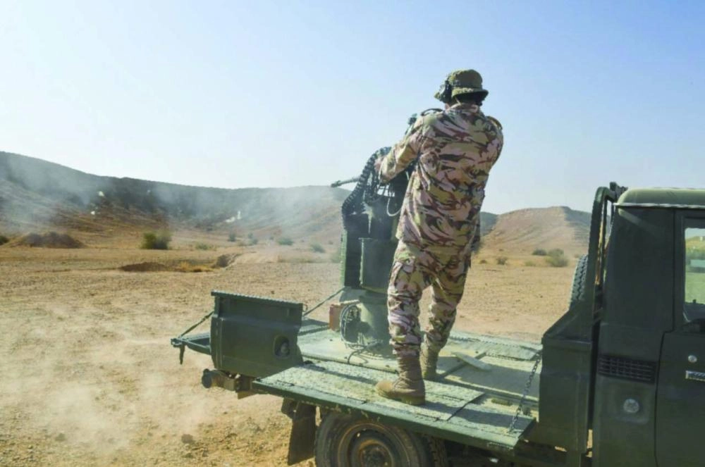 فرضيات نفذها الخريجون أمس