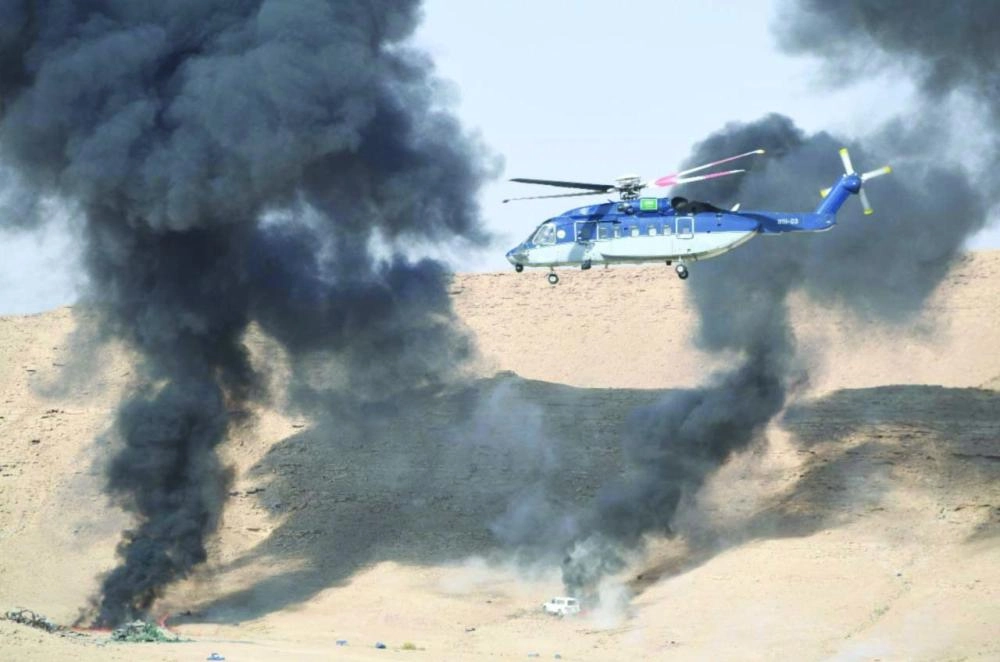 فرضيات نفذها الخريجون أمس