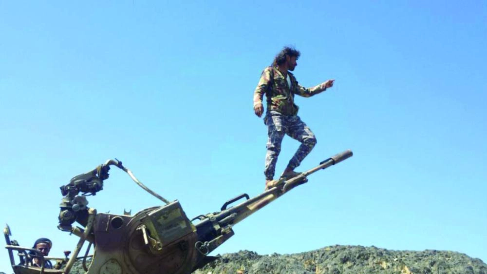 






تمركز لقوات الجيش في البيضاء                                                                                                                         (مكة)