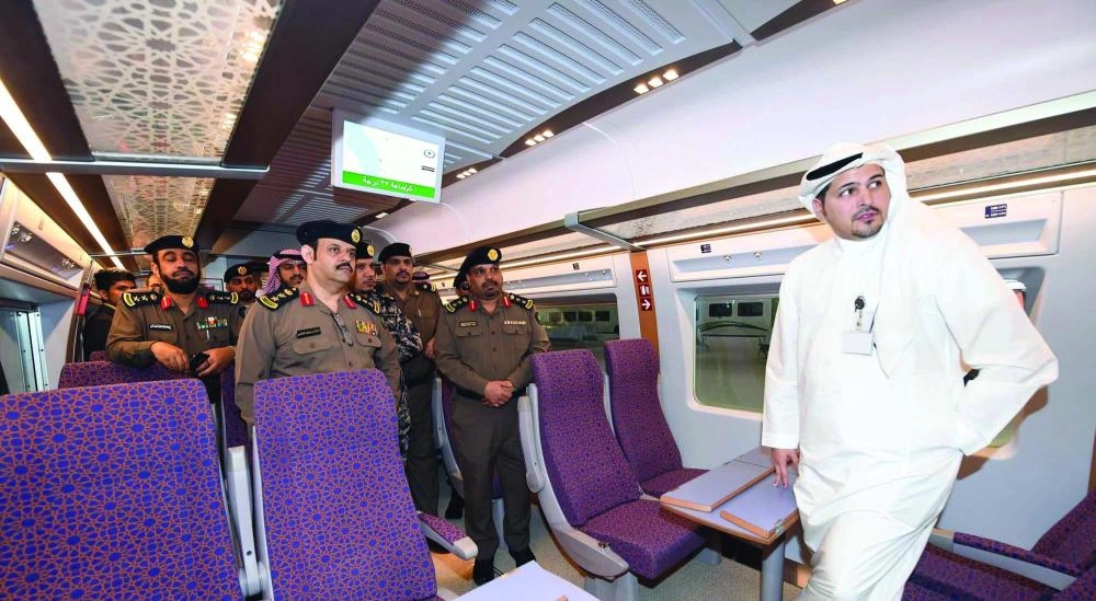 من داخل القطار (واس)