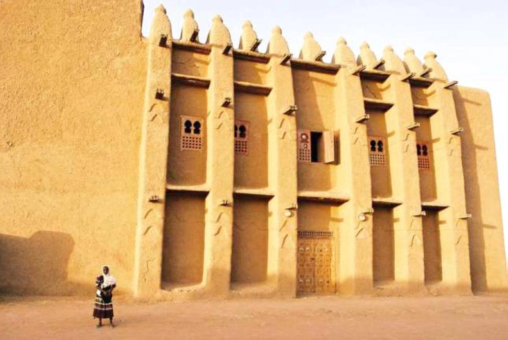 






أسوار مدينة كانو     (Pulse)