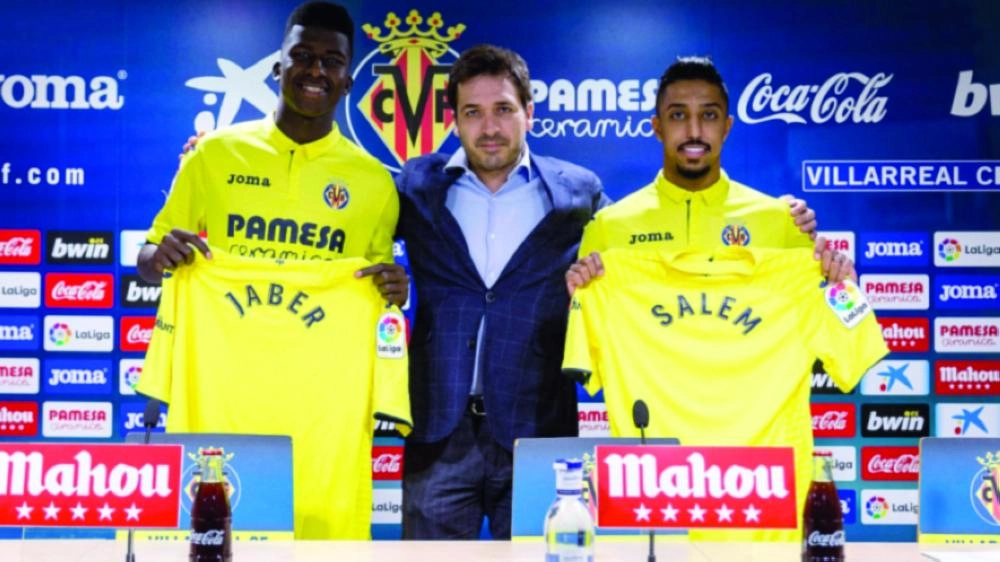 






الدوسري وعيسى بعد المؤتمر  (موقع فياريال)