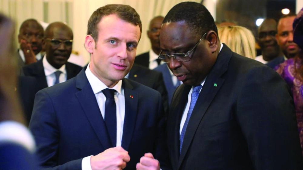 ماكرون والرئيس السنغالي في العاصمة داكار