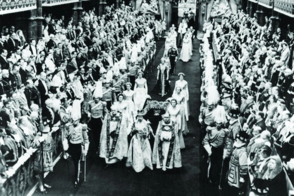 أكبر احتفال تتويج