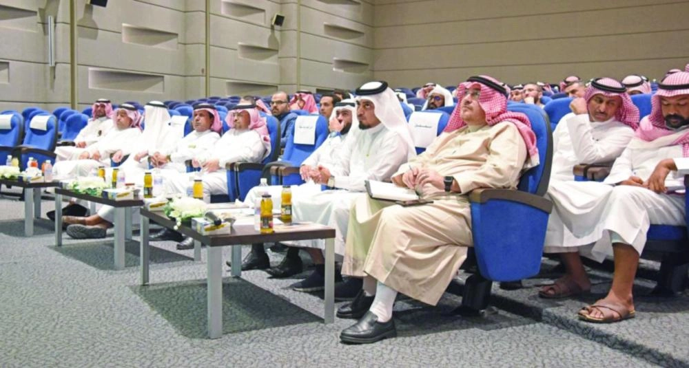 






 من حضور ورشة العمل                                           (واس)