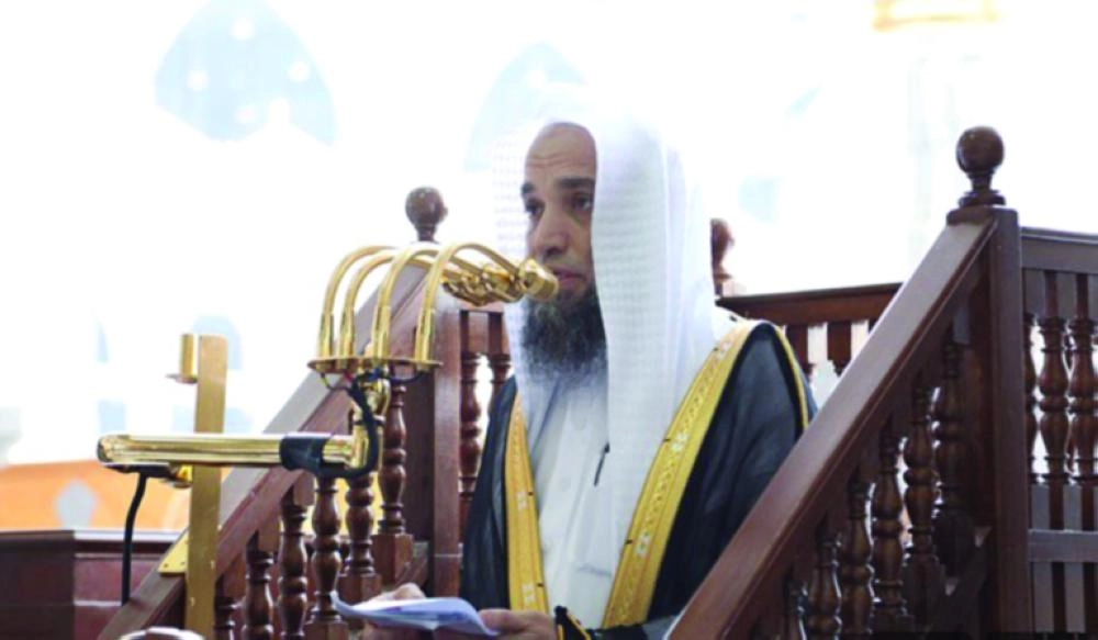 






فيصل غزاوي في خطبة أمس      (رئاسة الحرمين)