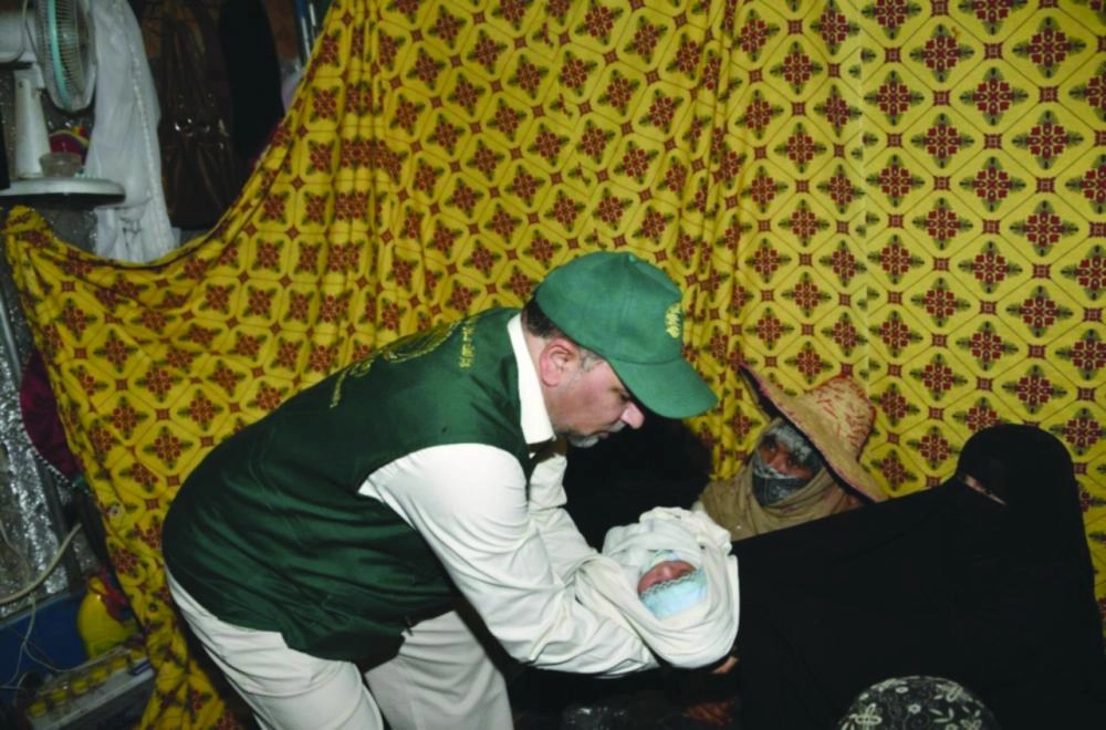 فريق مركز الملك سلمان يتفقد مشاريع في اليمن (واس)