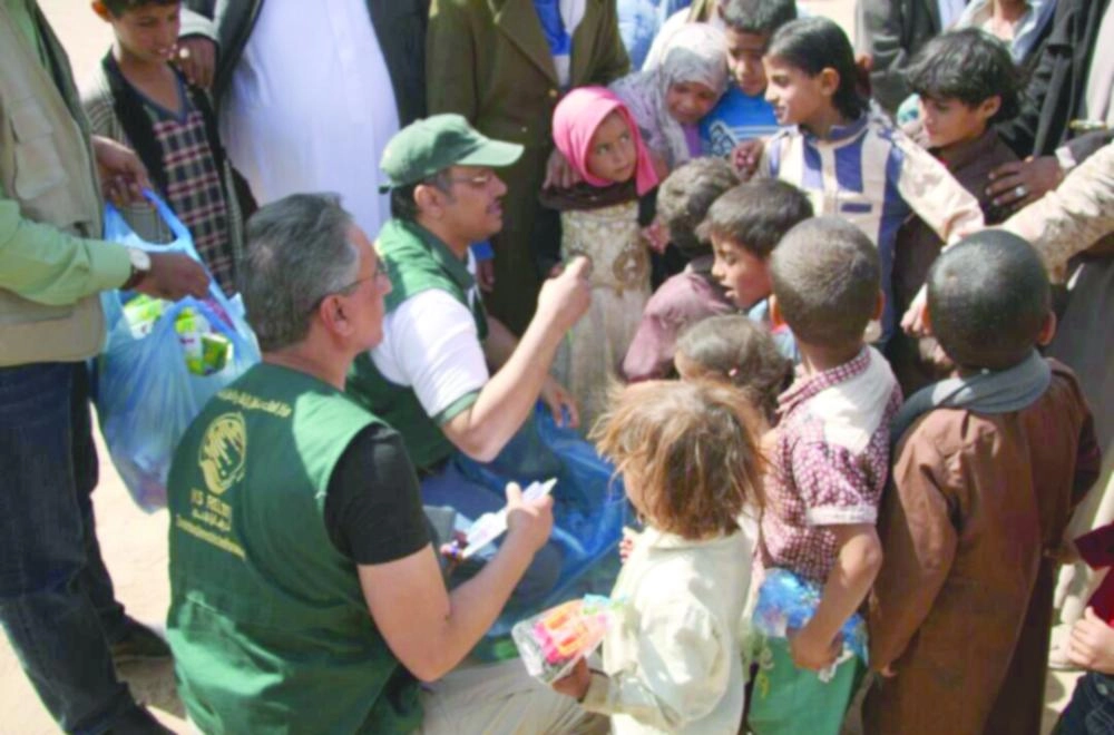 فريق مركز الملك سلمان يتفقد مشاريع في اليمن (واس)