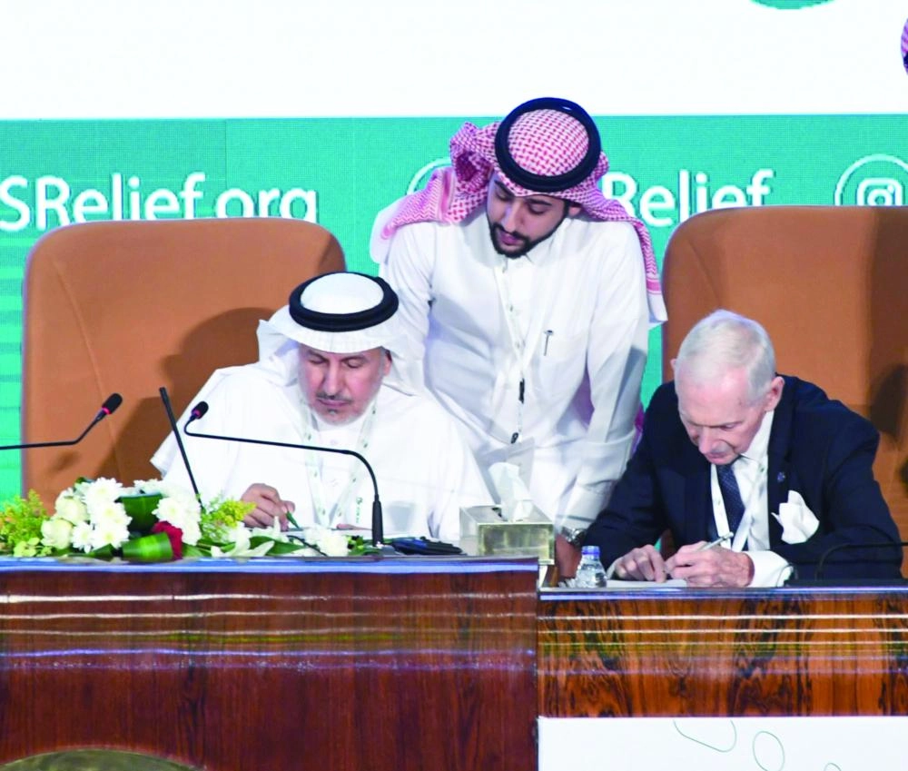 






الربيعة يوقع مشروعين مع منظمة الهجرة                                    (واس)