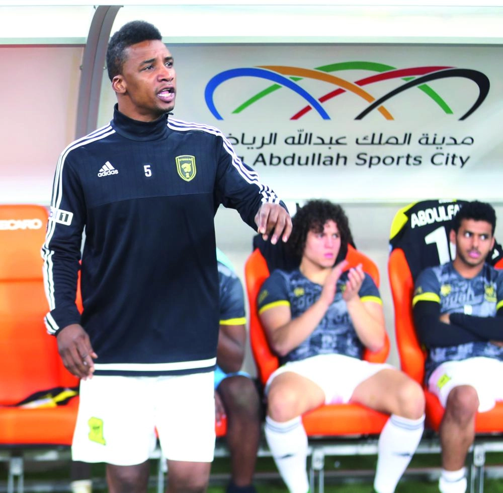 






محمد نور                                    (مكة)