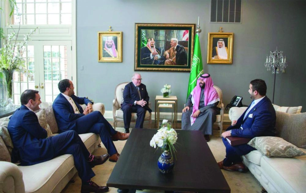 ولي العهد خلال لقائه أعضاء من الحزب الجمهوري والديمقراطي (واس)