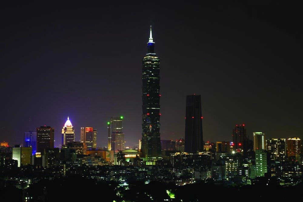 






ناطحات سحاب تايوانية بلا إضاءة