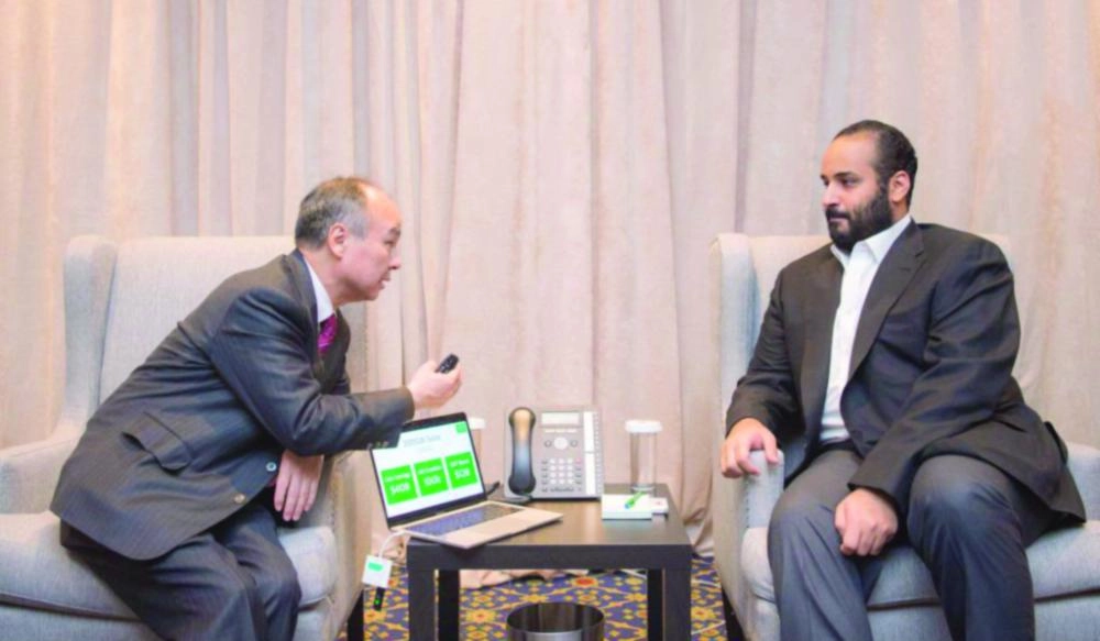 



الأمير محمد بن سلمان ملتقيا ماسا سان أمس                               (واس)