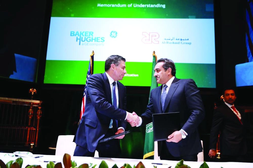 جانب من توقيع المذكرات (مكة)