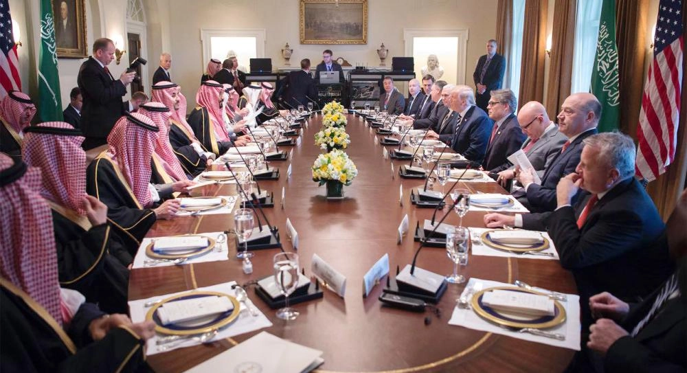 ولي العهد خلال لقائه الرئيس الأمريكي (واس)