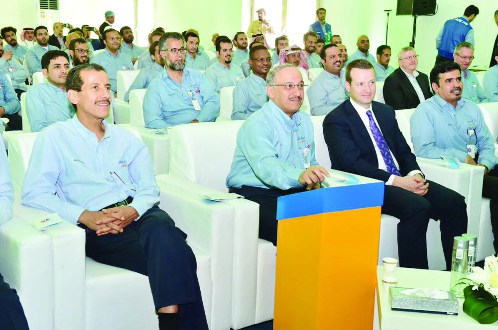 






أثناء تدشين المصنع                        (سابك)