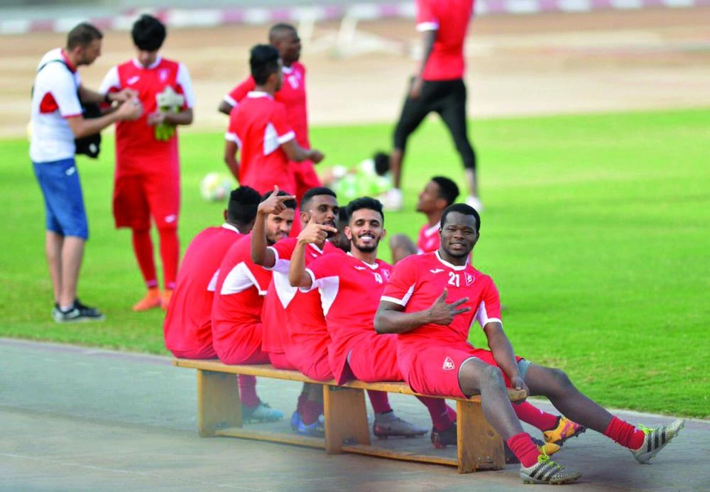 






بعض لاعبي الوحدة قبل أحد التدريبات                                                       (إعلامي الوحدة)