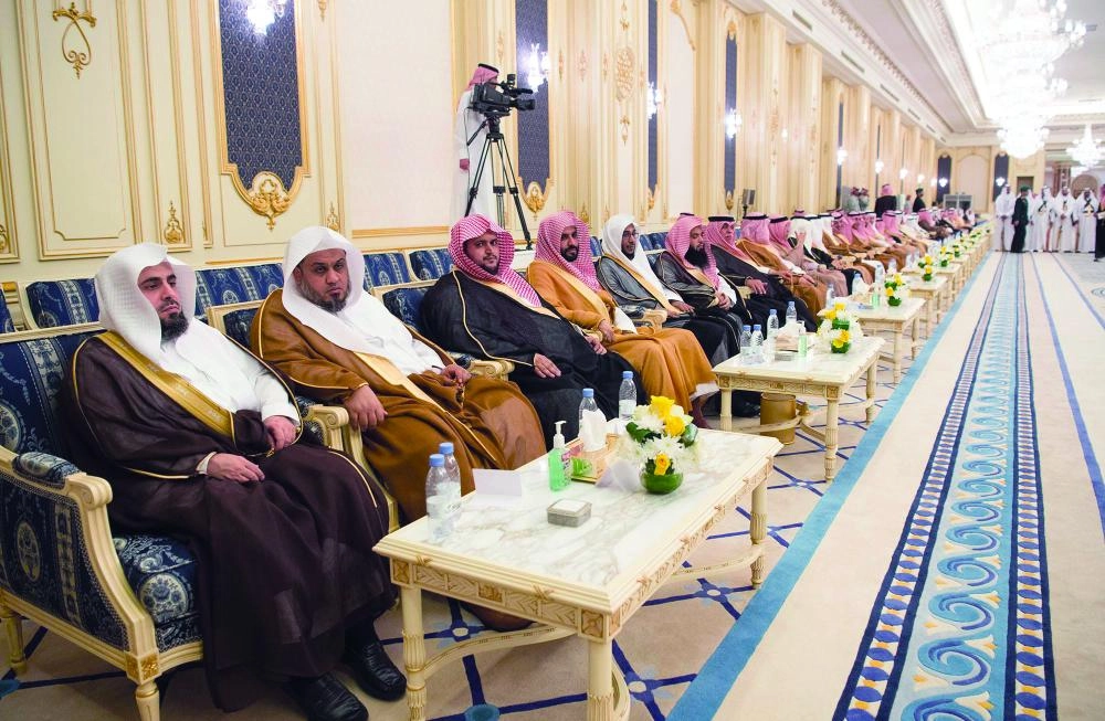 DST_3825568_Thu23_1123611376