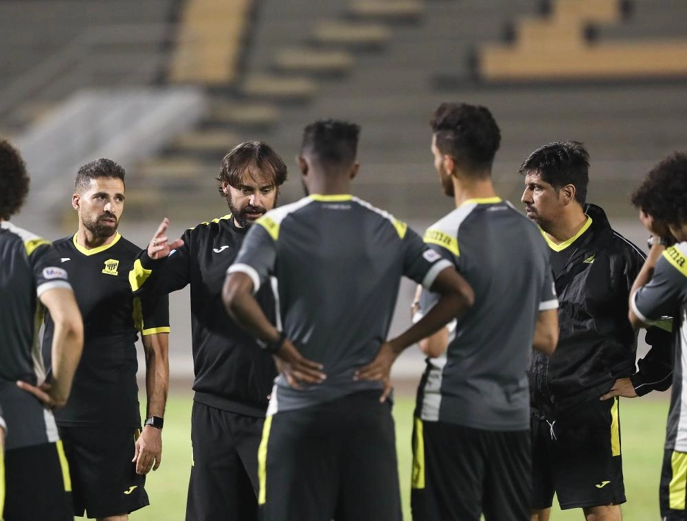 سييرا قبل بداية حصة تدريبية للاتحاد (إعلامي الاتحاد)