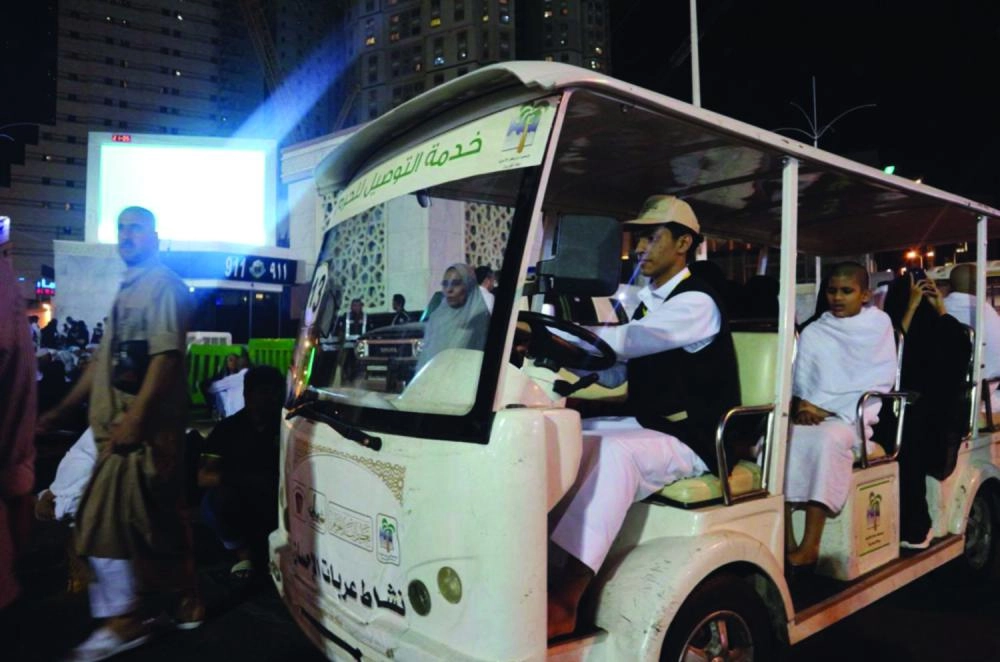  من عربات القولف المخصصة لإيصال ضيوف الرحمن    (واس) 