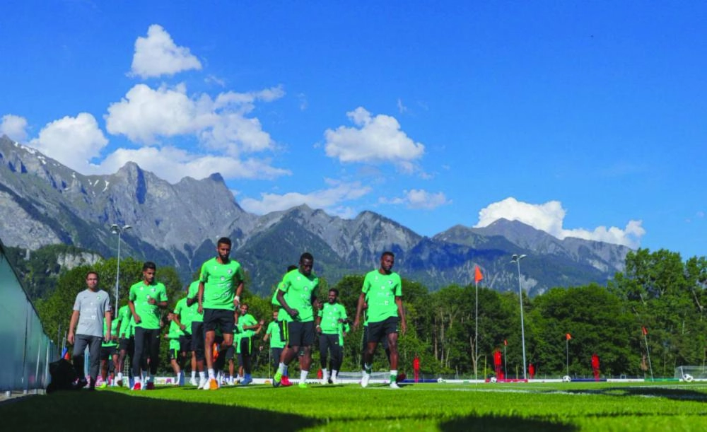 






جزء من حصة الأخضر أمس                                                                                              (الاتحاد السعودي) 