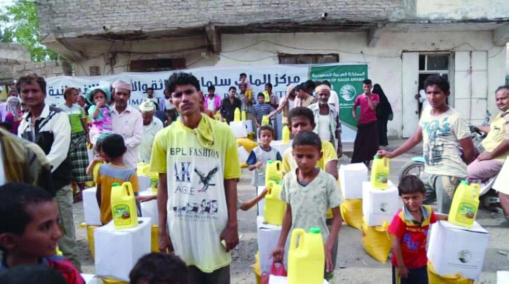 






مستفيدون من سلال مركز الملك سلمان في حيس                                                                                                    (واس)