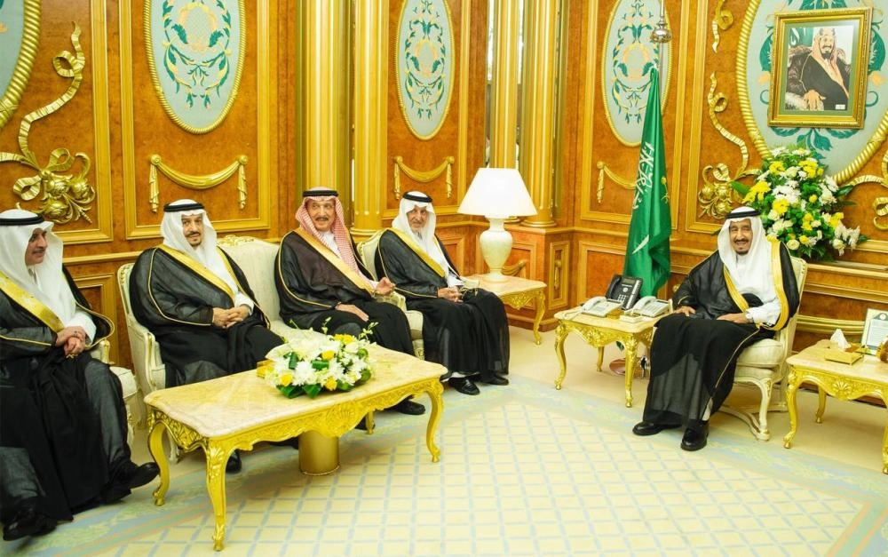 DeZLXf3W4AA8Eip.jpg large