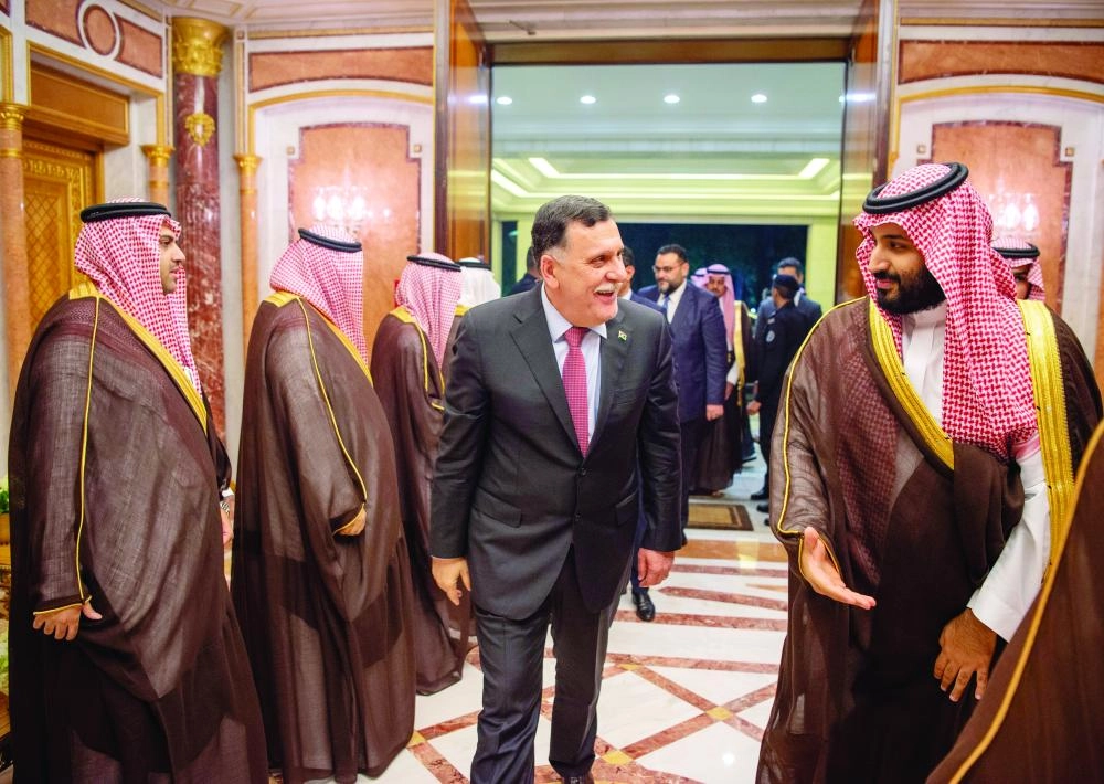 






من مراسم استقبال ولي العهد لرئيس المجلس الرئاسي لحكومة الوفاق الوطني الليبية