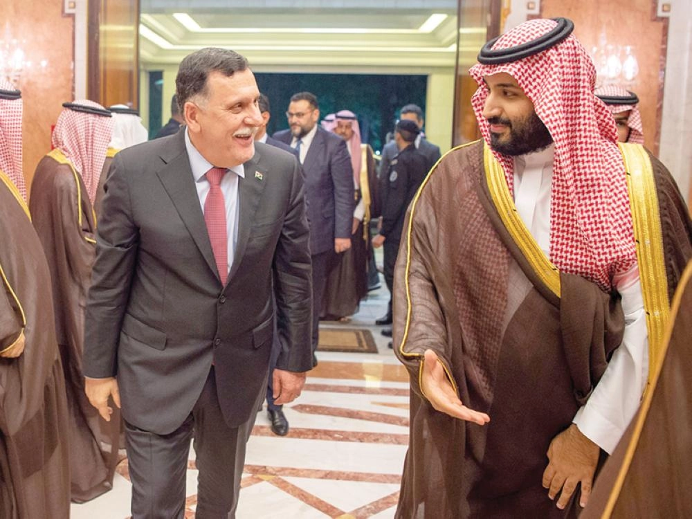 الأمير محمد بن سلمان ملتقيا رئيس مجلس الوفاق الوطني الليبي فائز السراج (واس)