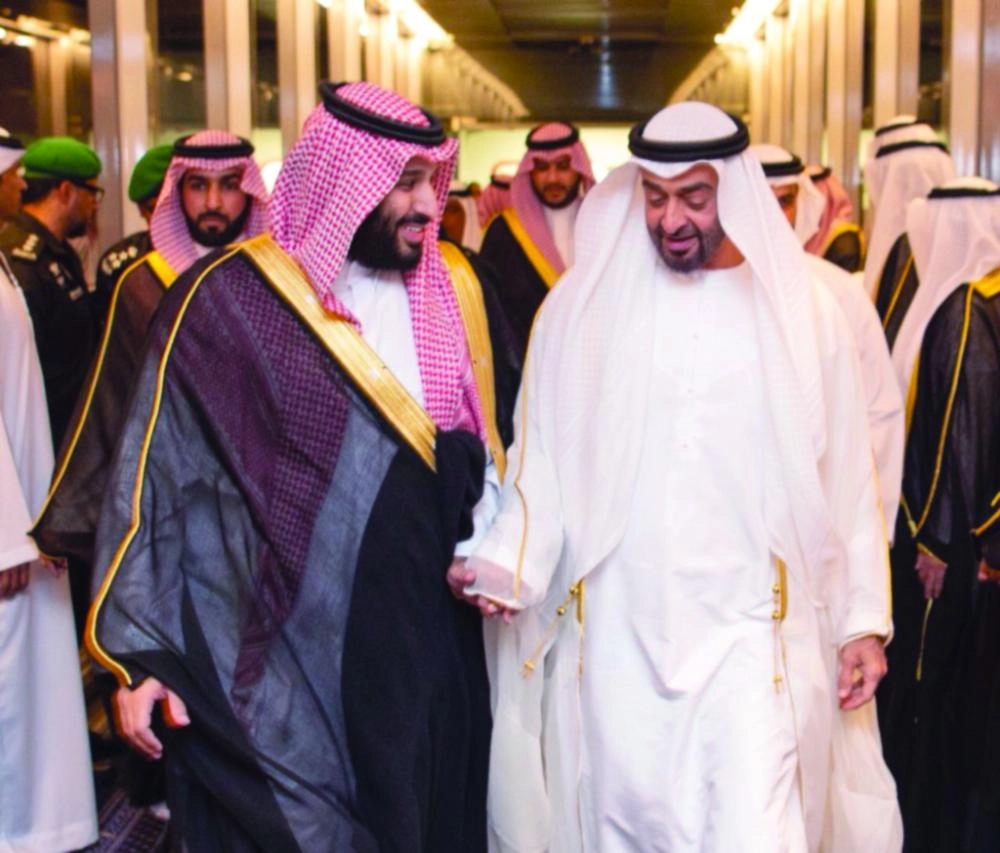 الأمير محمد بن سلمان لدى استقباله الشيخ محمد بن زايد أمس         (واس) 