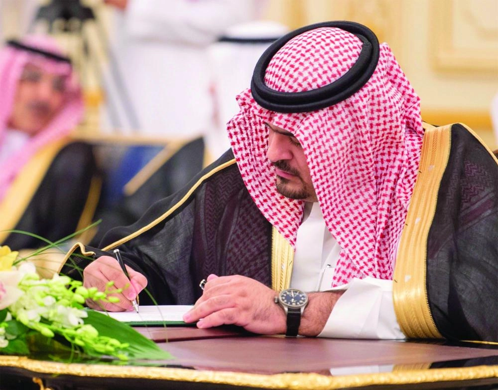 DST_3921056_Thu59_1117126588