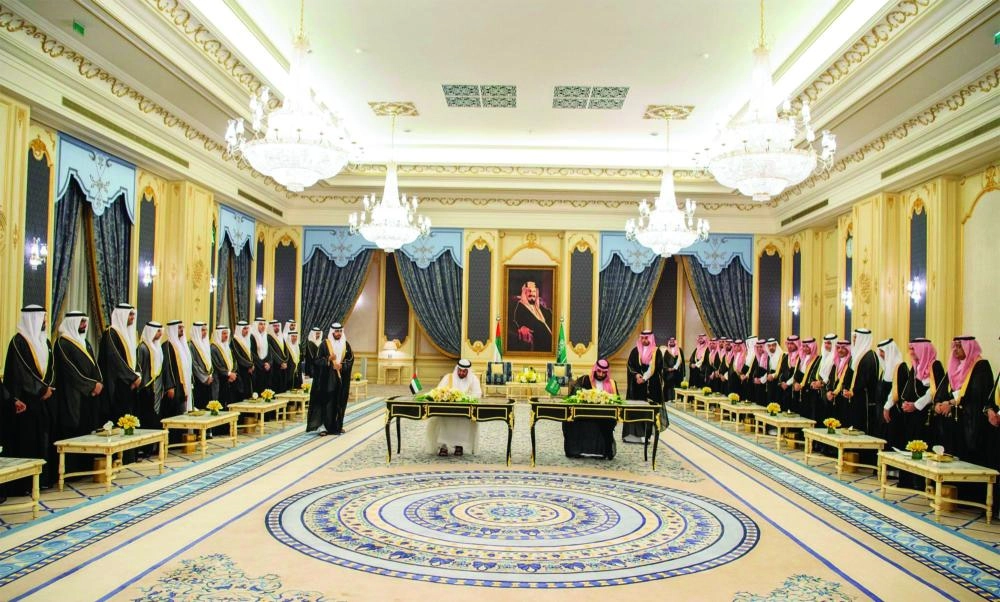 DST_3921044_Thu48_1117570636