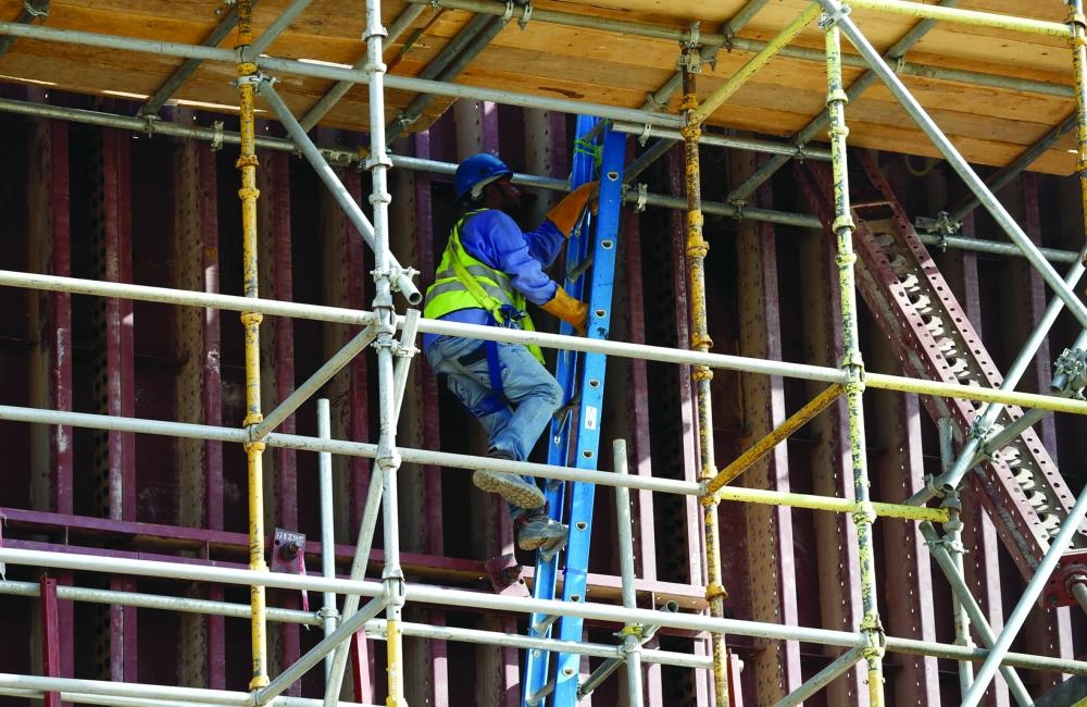 






أعمال إنشائية                                                                                                                           (مكة)