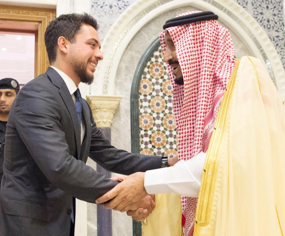 DST_3938375_Mon30_1440556364