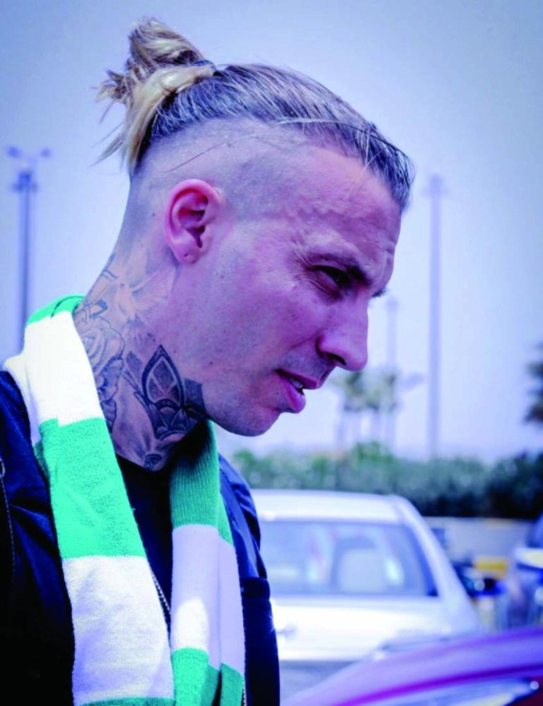 






 اليكسيس رواناو