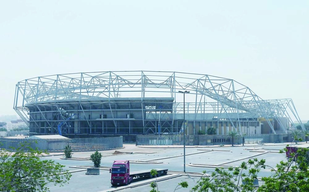 






من أعمال توسعة الملعب السابقة في جدة                                                                                                                 (مكة)