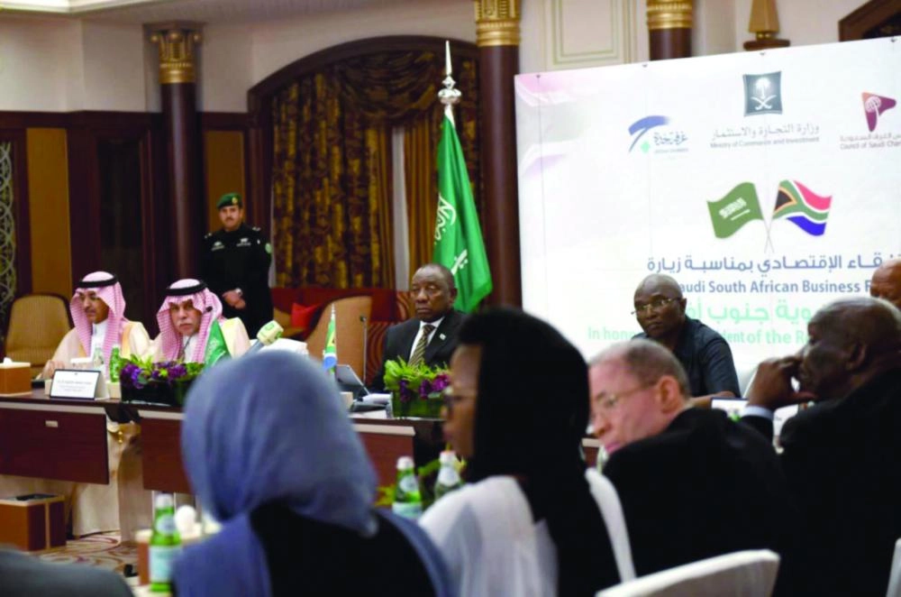 DST_4085029_Fri43_1115155815