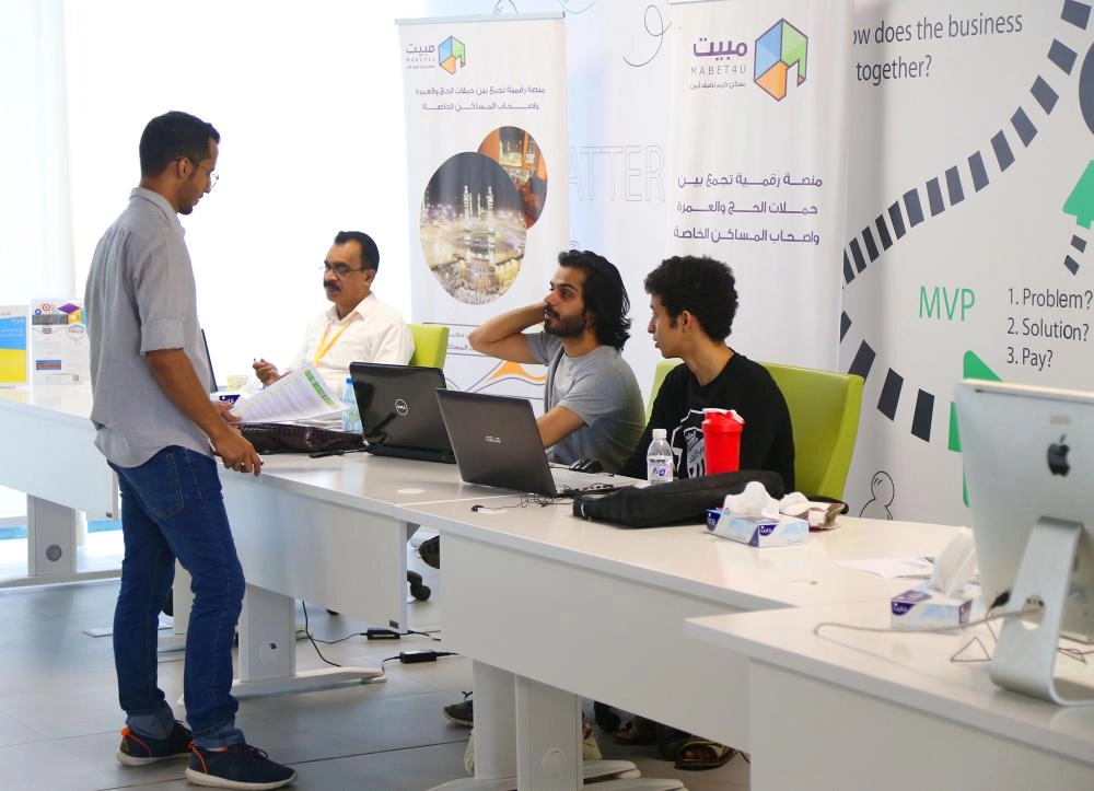 






تدريب طلابي ضمن فعاليات البرنامج الصيفي                                                                                           (ياسر بخش)