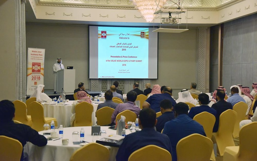 






جانب من اللقاء في الخبر أمس                                                                                                                                  (مكة)                                                                              