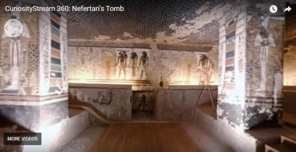 






 لقطتان من الفيديو