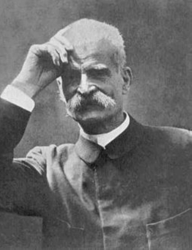 

أنطونيو أبتي