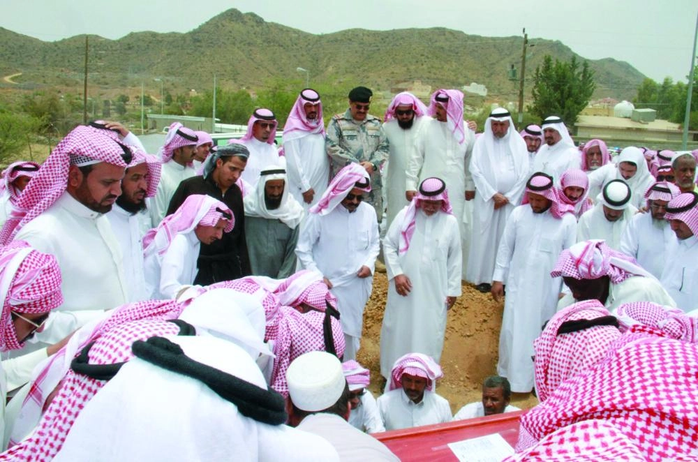 DST_4165925_Wed14_1440687209