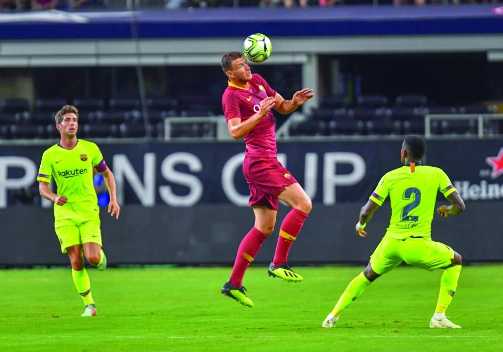 






من مباراة روما وبرشلونة بالكأس الدولية الودية في أمريكا              (د ب أ)