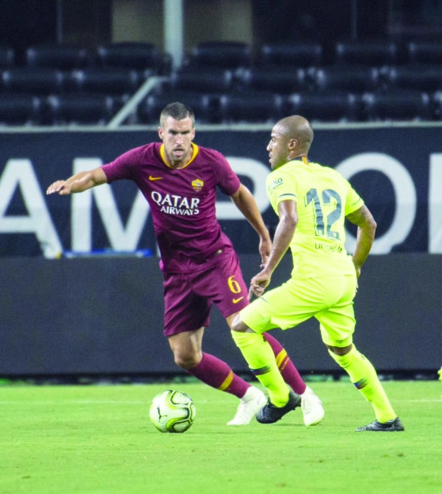 من مباراة روما وبرشلونة بالكأس الدولية الودية في أمريكا (د ب أ)