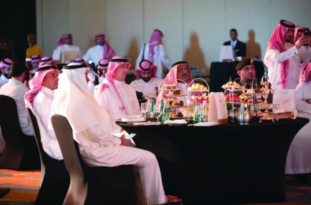 عواد العواد خلال إطلاقه الخطة (واس)