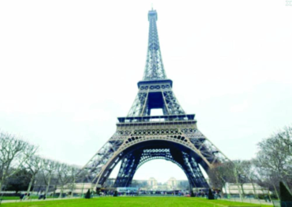 






برج إيفل                                                       (مكة)