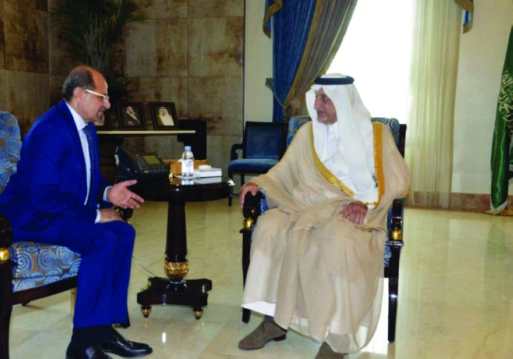 






.. وخلال استقباله شائع الزنداني                  (واس)