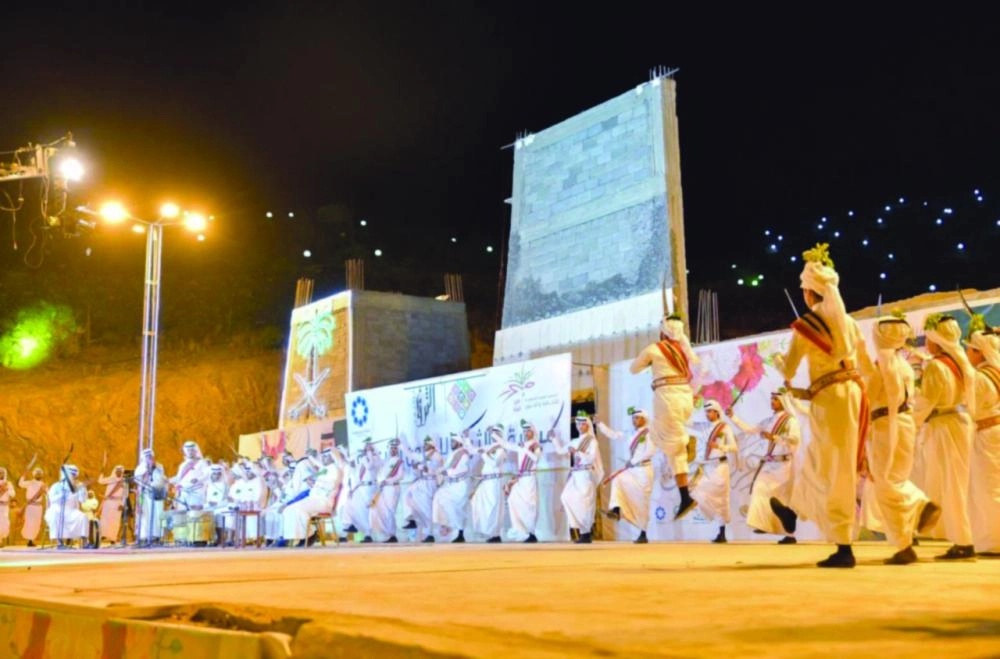 الفنون الشعبية بمهرجان الثروة الترفيهي (واس)