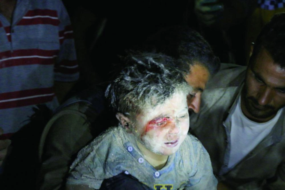 من آثار قصف النظام لإدلب  (تويتر)