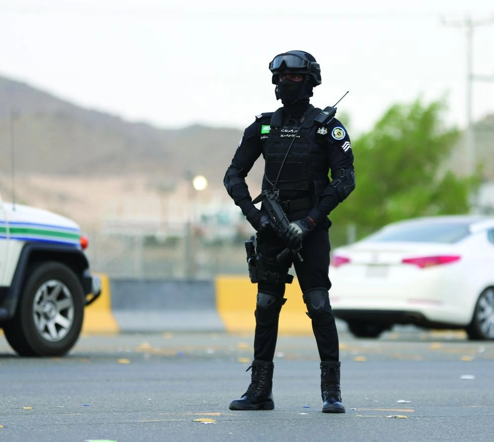 إحدى وحدات التدخل السريع خلال  تواجدها في نقطة تفتيش الشميسي (ياسر بخش)